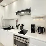 In Near Cannes And Antibes Appartement