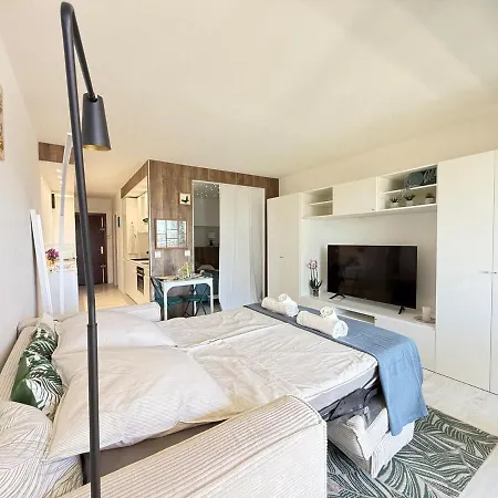 In Near Cannes And Antibes * Golfe-Juan